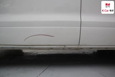 2012 - hyundai grand starex