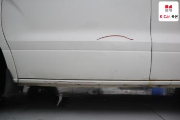 2012 - hyundai grand starex