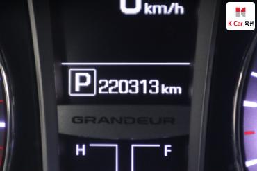 2015 - hyundai grandeur