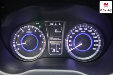 2015 - hyundai grandeur