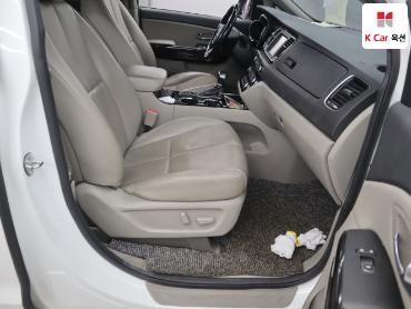 2019 - kia carnival