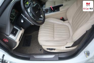 2017 - jaguar xf