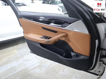 2018 - bmw 5 series