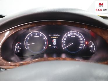 2011 - hyundai bh330