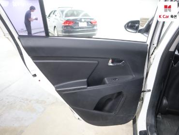 2012 - kia sportage