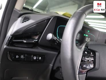 2024 - kia niro
