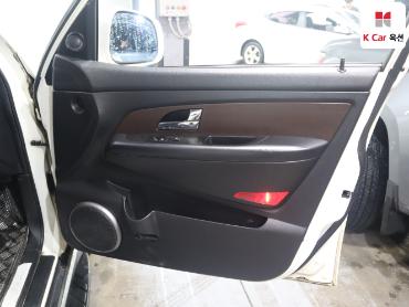 2014 - kg mobility (ssangyong) rexton