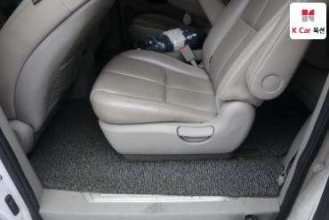 2019 - kia carnival