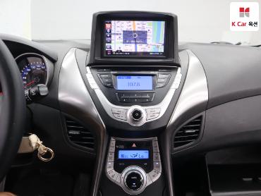 2012 - hyundai avante