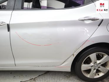 2012 - hyundai avante
