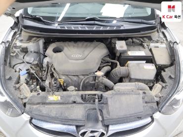 2012 - hyundai avante