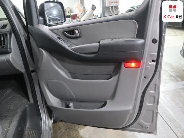 هيونداي Grand Starex 2021 — صورة 26