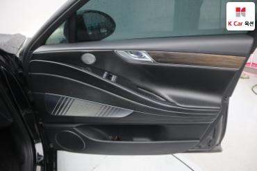 2021 - genesis g80