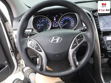 2012 - hyundai i30