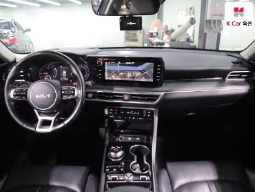 2022 - kia k5