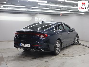 2022 - kia k5