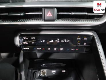 2022 - kia k5