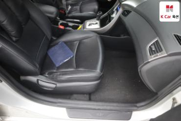 2011 - hyundai avante
