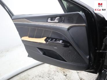 2022 - kia k5