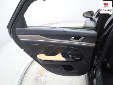 2022 - kia k5