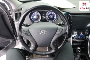2013 - hyundai sonata