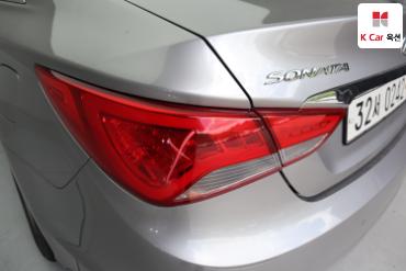 2013 - hyundai sonata