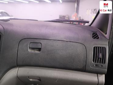 2011 - hyundai grand starex