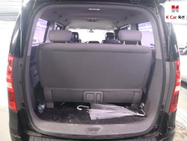 2011 - hyundai grand starex