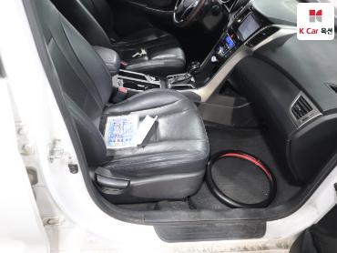 2013 - hyundai i30