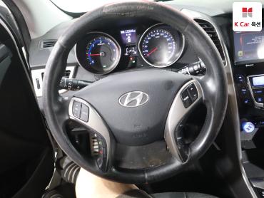 2013 - hyundai i30