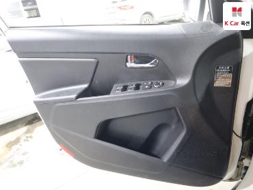 2012 - kia sportage