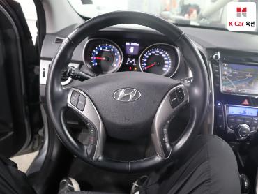 2016 - hyundai i30