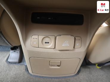 2018 - kia carnival