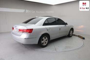 2010 - hyundai sonata