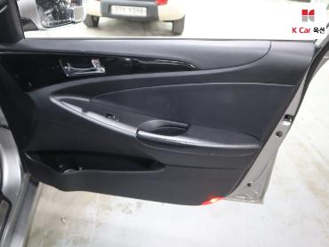 2011 - hyundai sonata