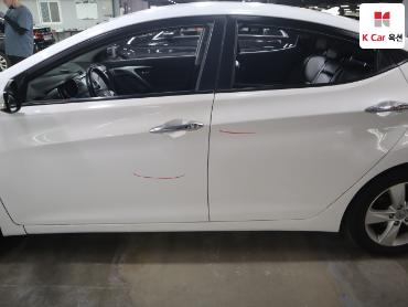 2013 - hyundai avante