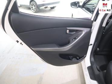 2013 - hyundai avante