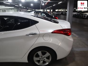 2013 - hyundai avante