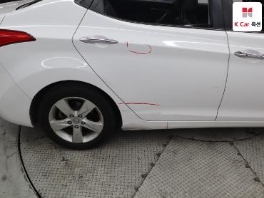 2013 - hyundai avante