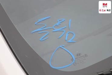 2012 - hyundai avante