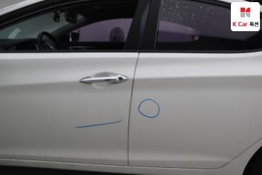 2012 - hyundai avante
