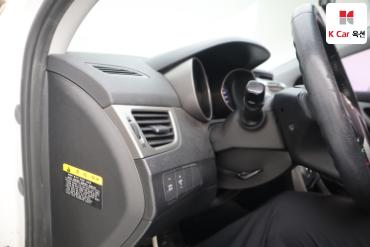 2012 - hyundai avante