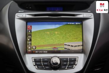 2012 - hyundai avante