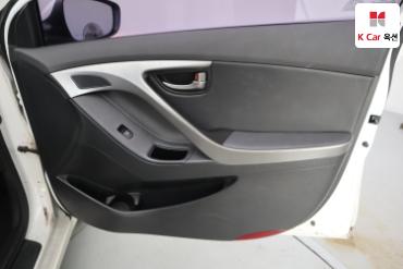 2012 - hyundai avante