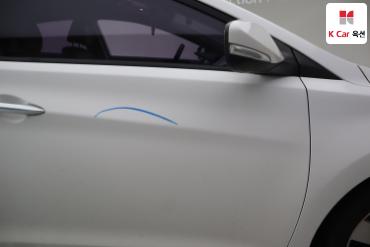 2012 - hyundai avante