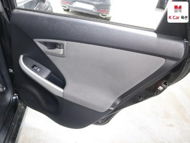 2012 - toyota prius