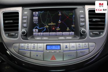 2012 - hyundai bh330