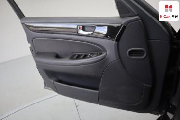 2012 - hyundai bh330