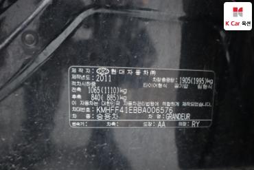 2011 - hyundai grandeur