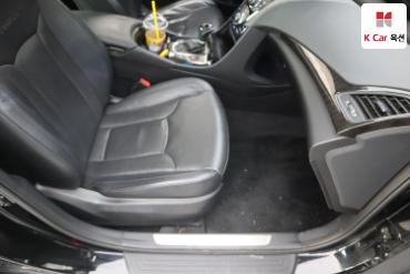 2011 - hyundai grandeur